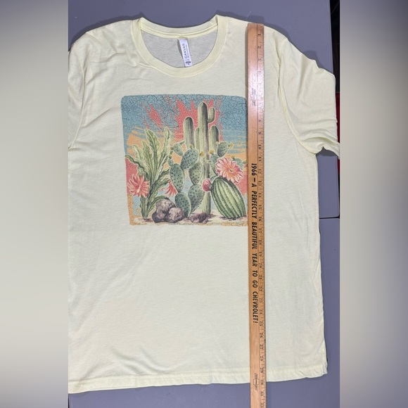 Bella + Canvas Southwest Graphic Design XL T-Shirt Yellow Cactus Retro - Picture 9 of 11